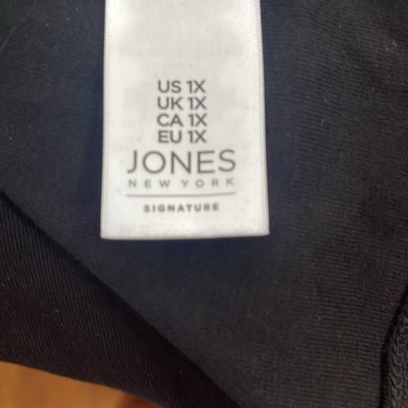 NWT Jones New York black shirt. Size 1X - Picture 6 of 7
